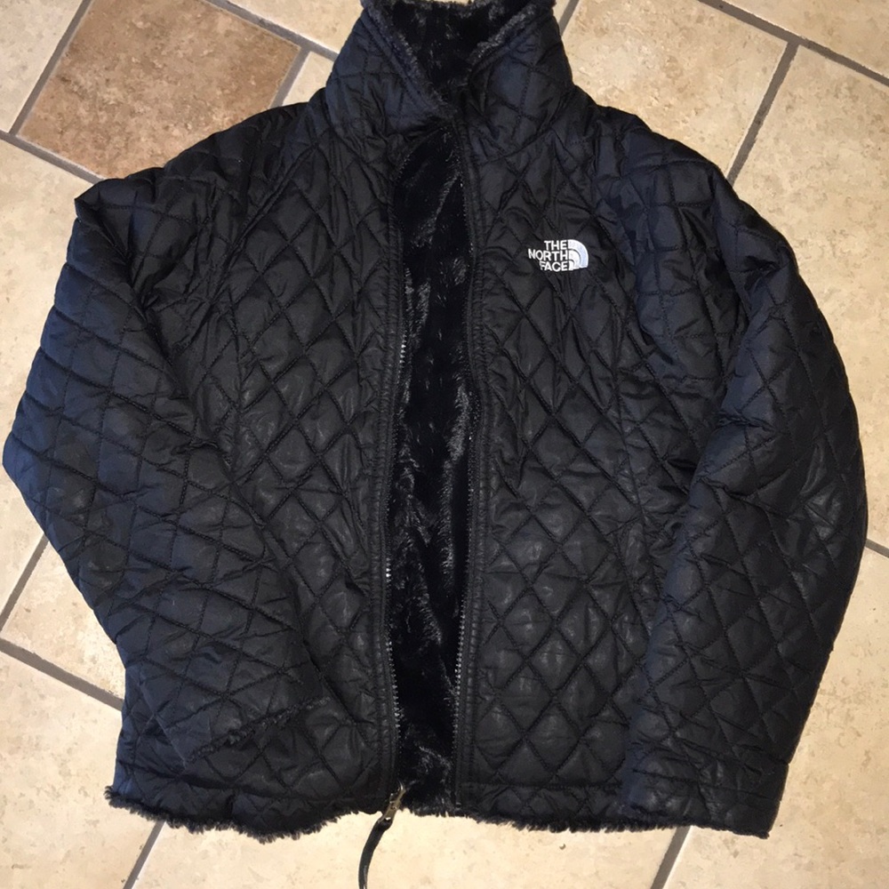 The North Face irreversible jacket soft and warm!